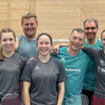 Strahlende Gesichter bei der zweiten Mannschaft (v.l.n.r.): Eby Paulachan, Elisa Brockmann, Bastian Grewe, Michelle Berwanger, Frank Schmidt, Benjamin Tisler, Daniela Hornung, Jürgen Strauss